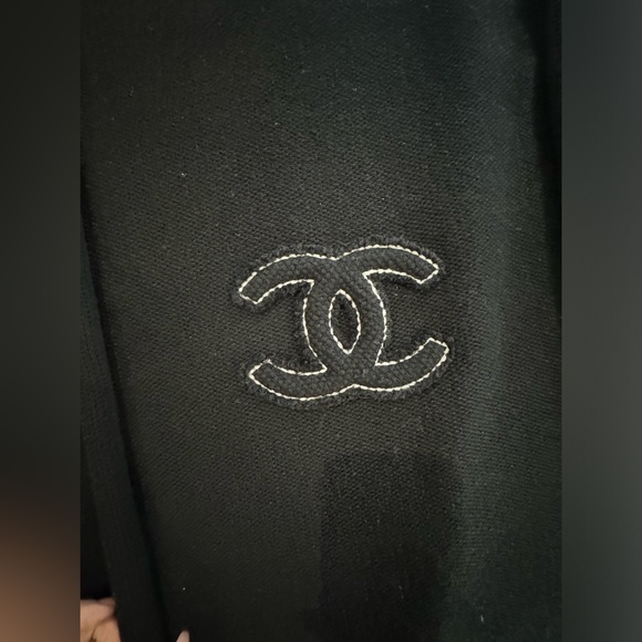 Chanel cashmere black scarf - Picture 5 of 5